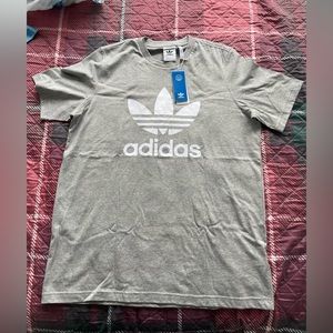 Adidas Men Large Tshirt New with Tags